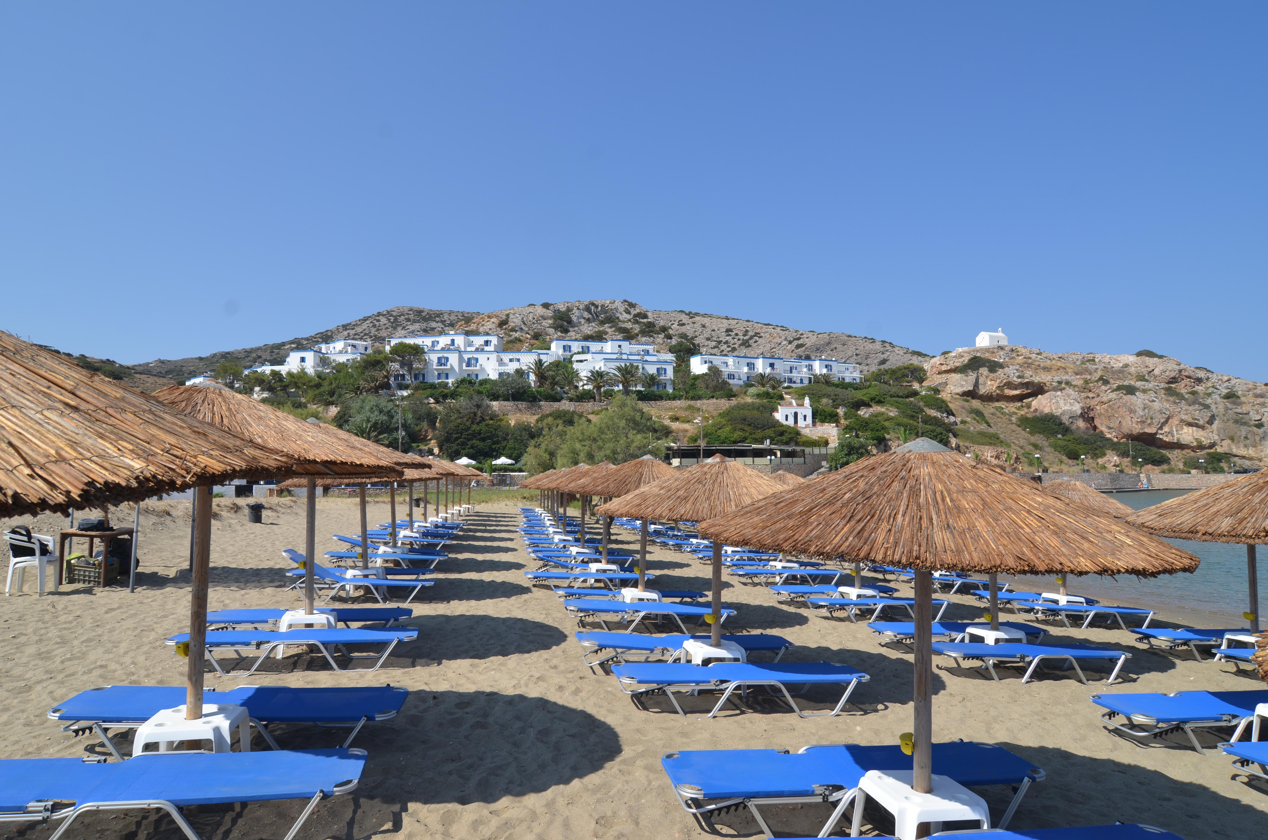 Dolphin Bay Seaside Resort & Suites Galissas Bagian luar foto