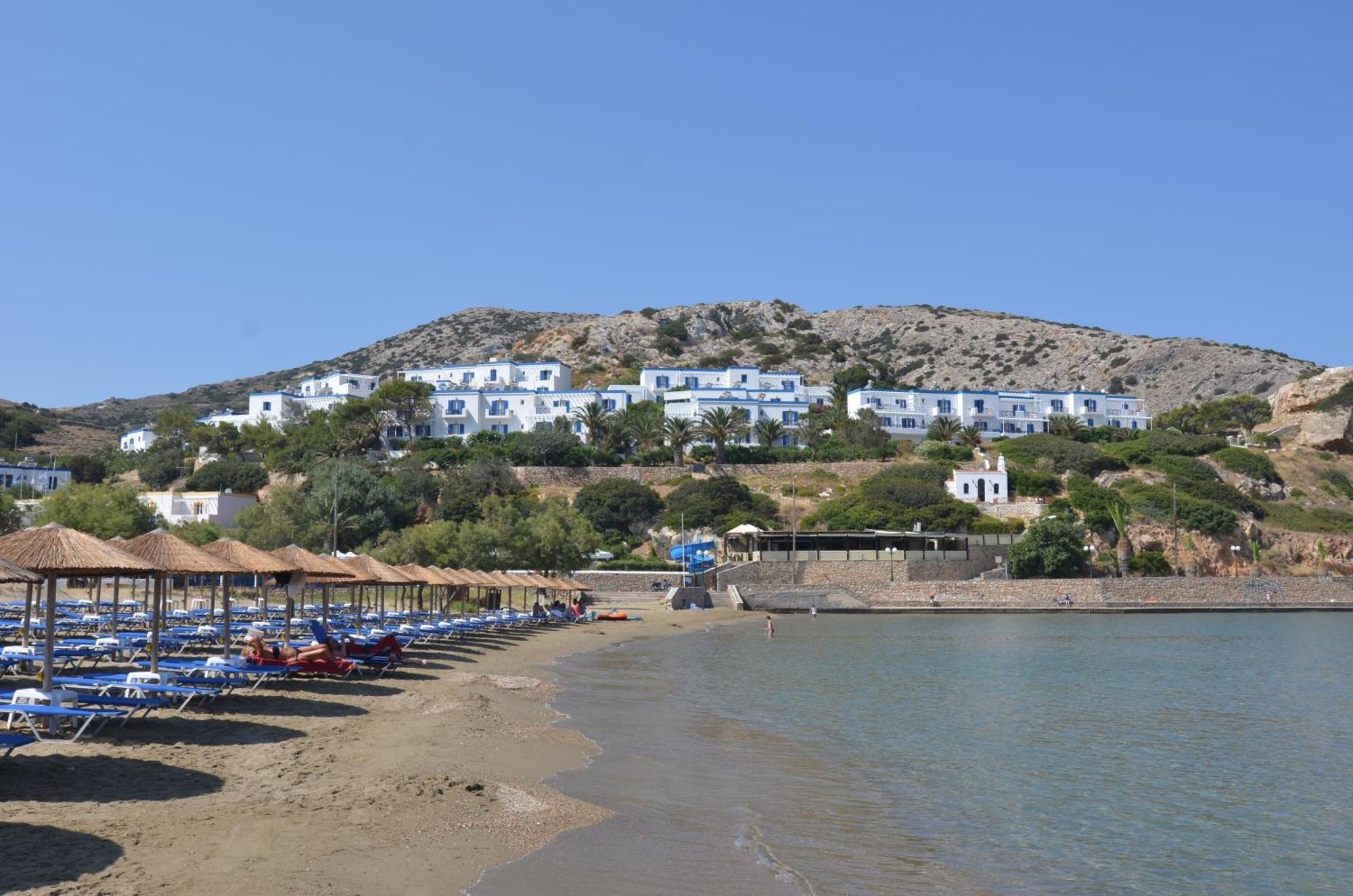 Dolphin Bay Seaside Resort & Suites Galissas Bagian luar foto